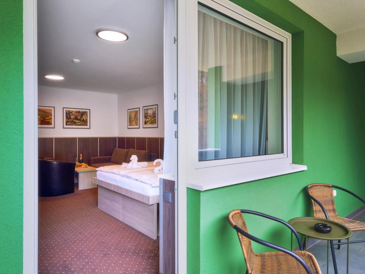 Wellness Hotel Green Paradise Brezova  Ngoại thất bức ảnh